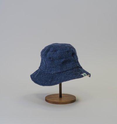 Hat - H